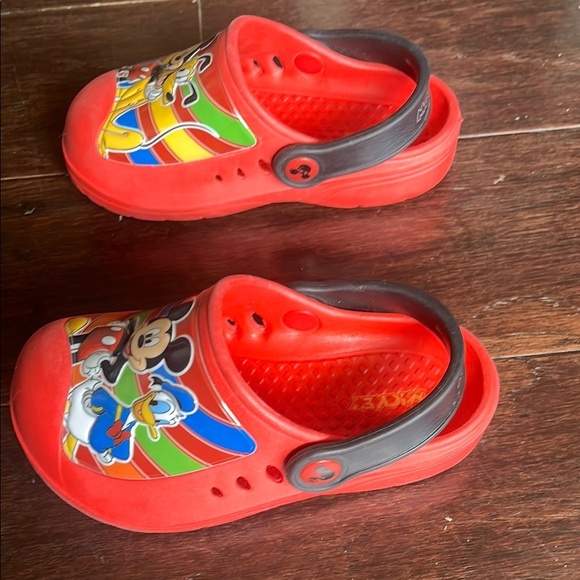 Disney Kids Slip-On Shoes - Picture 4 of 6